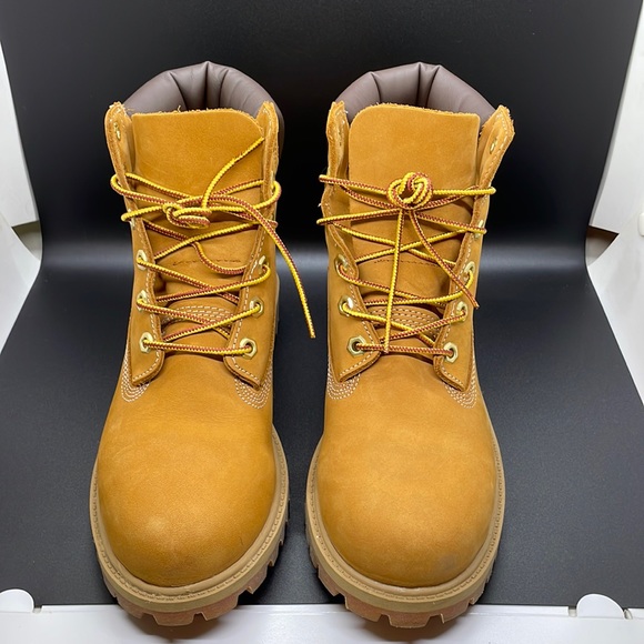 Woman’s Timberland boots - Picture 2 of 14